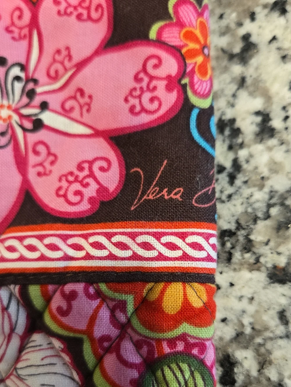 VERA BRADLEY 